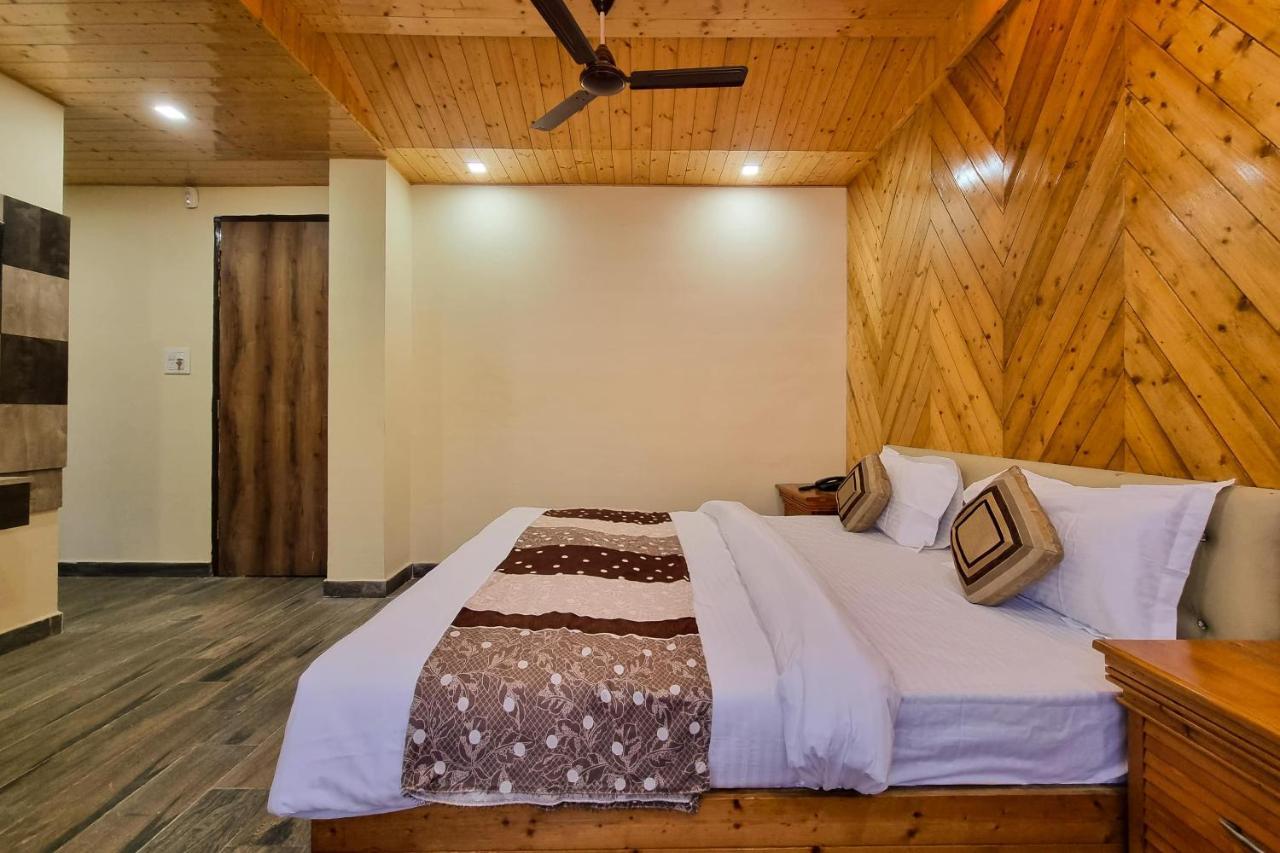 Hotel White Cloud Banikhet Екстериор снимка