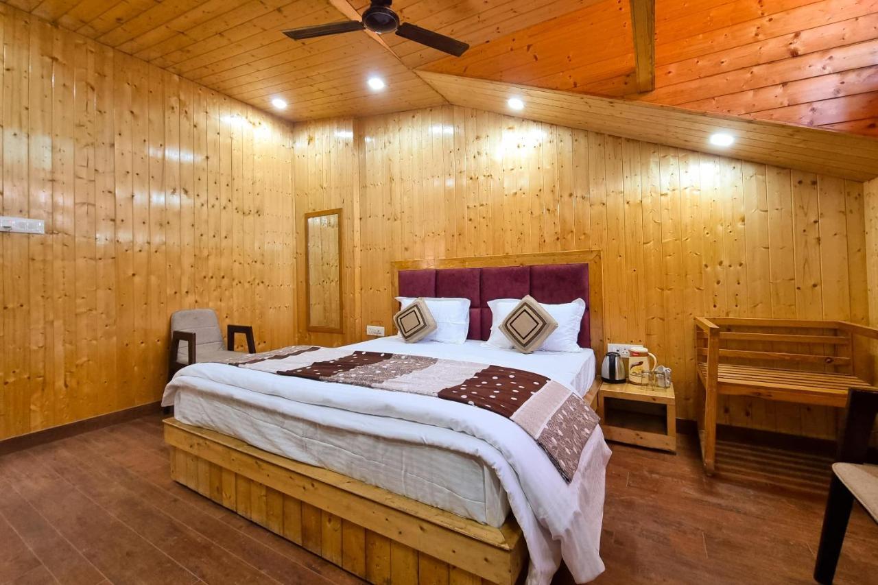 Hotel White Cloud Banikhet Екстериор снимка