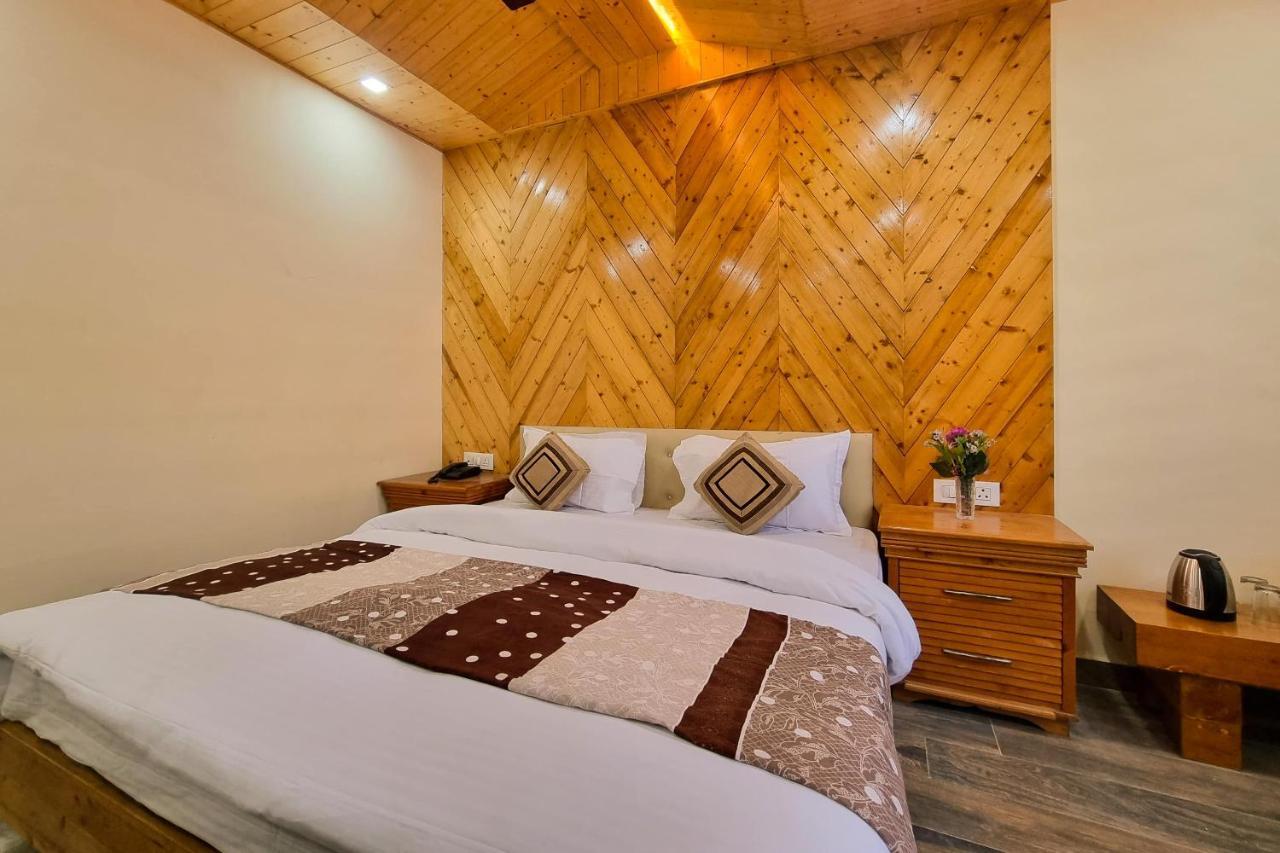 Hotel White Cloud Banikhet Екстериор снимка