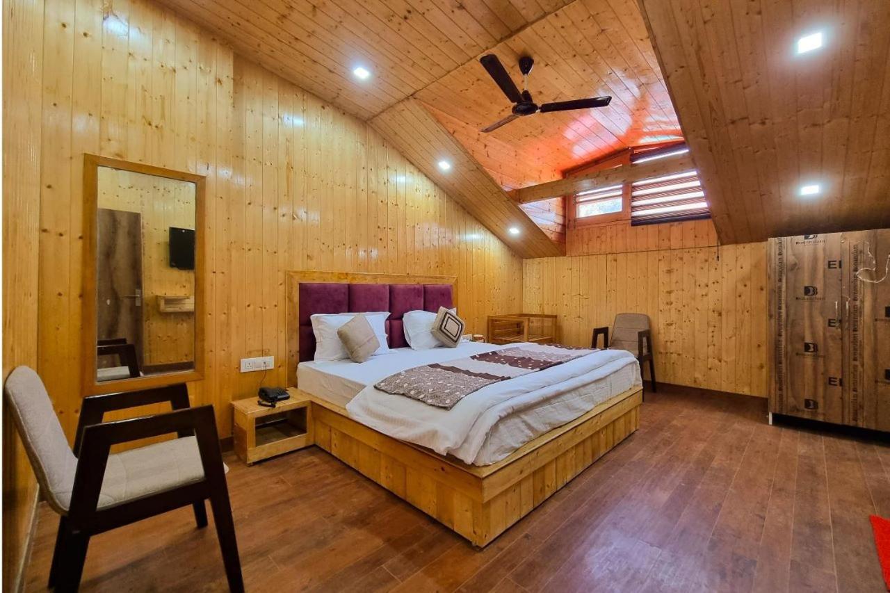 Hotel White Cloud Banikhet Екстериор снимка